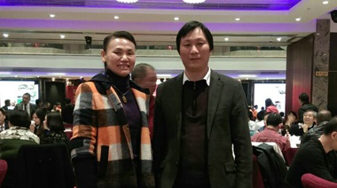 凤凰果山茶油是一个不错的产品，但是好产品也需要进行包装的，于是我们找到了专注农业的PG电子策划公司，PG电子为我们提供了全套优质品牌服务，把品牌打响了，并成功举办了招商洽谈会。